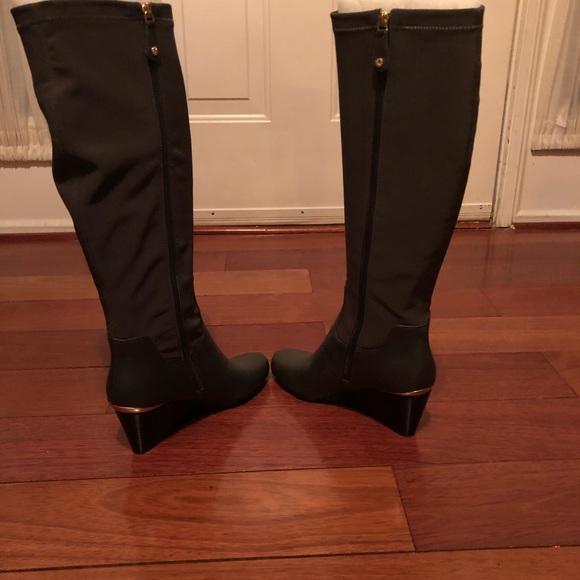 COPY - Isaac Mizrahi Knee High Grey Wedge Boots - Picture 5 of 5